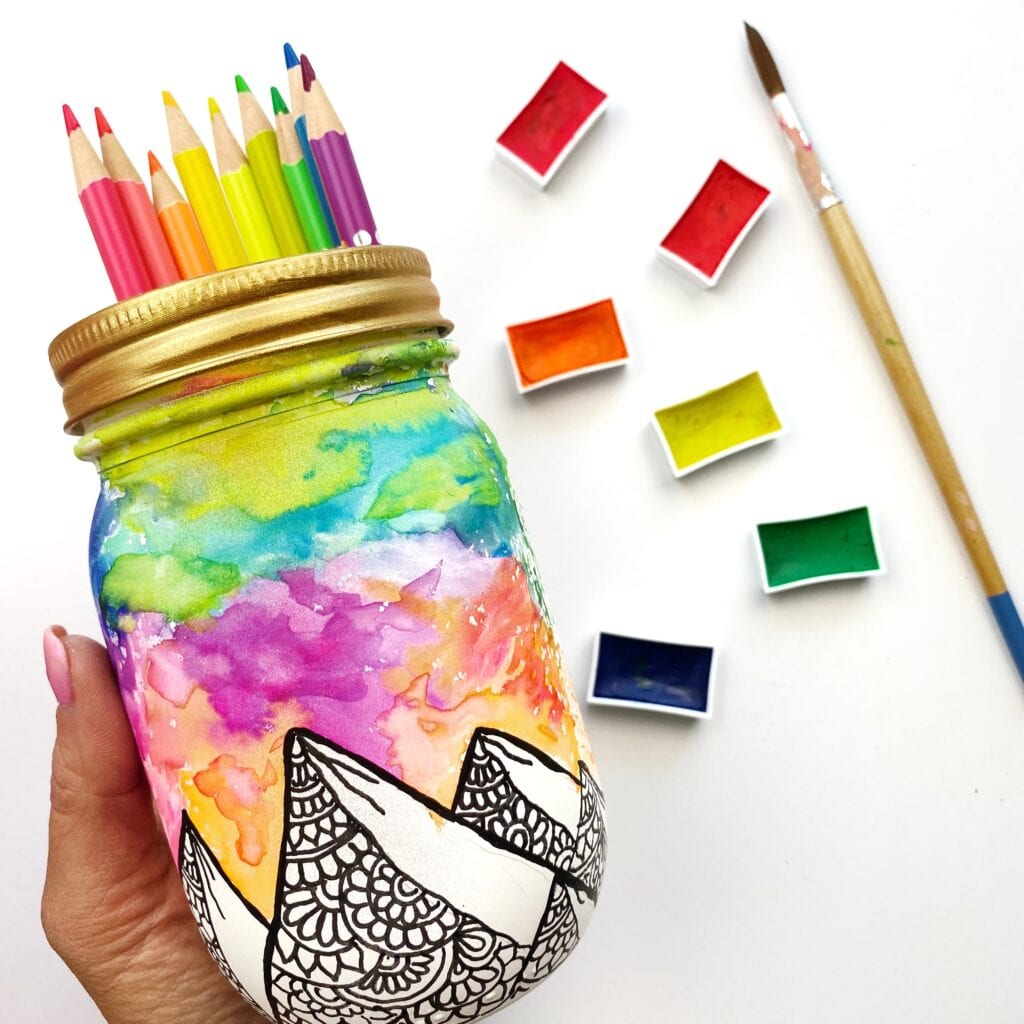 How to paint with watercolors on mason jars