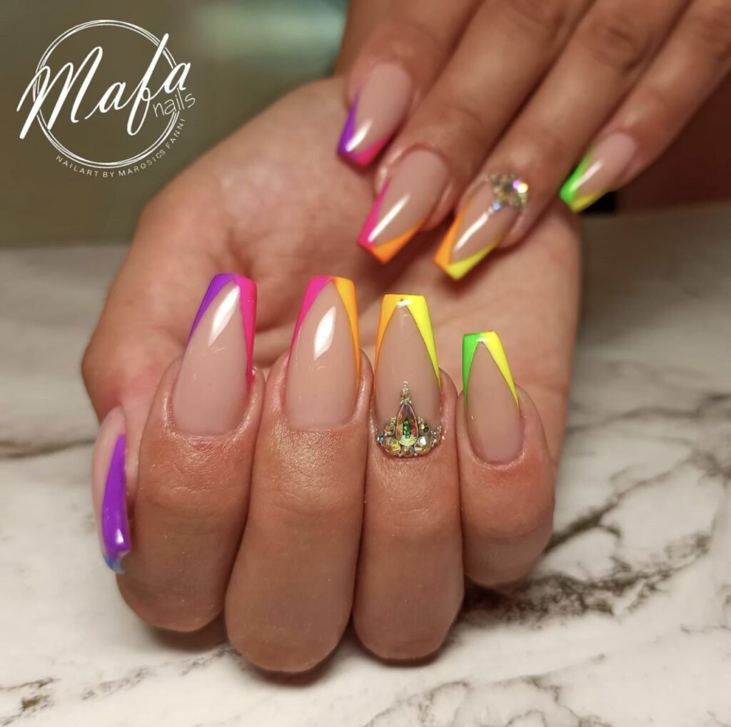 Coffin nails in multicolors