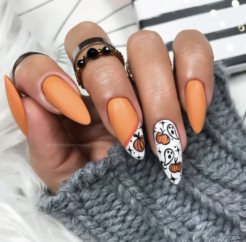 Halloween Accent Nail Design