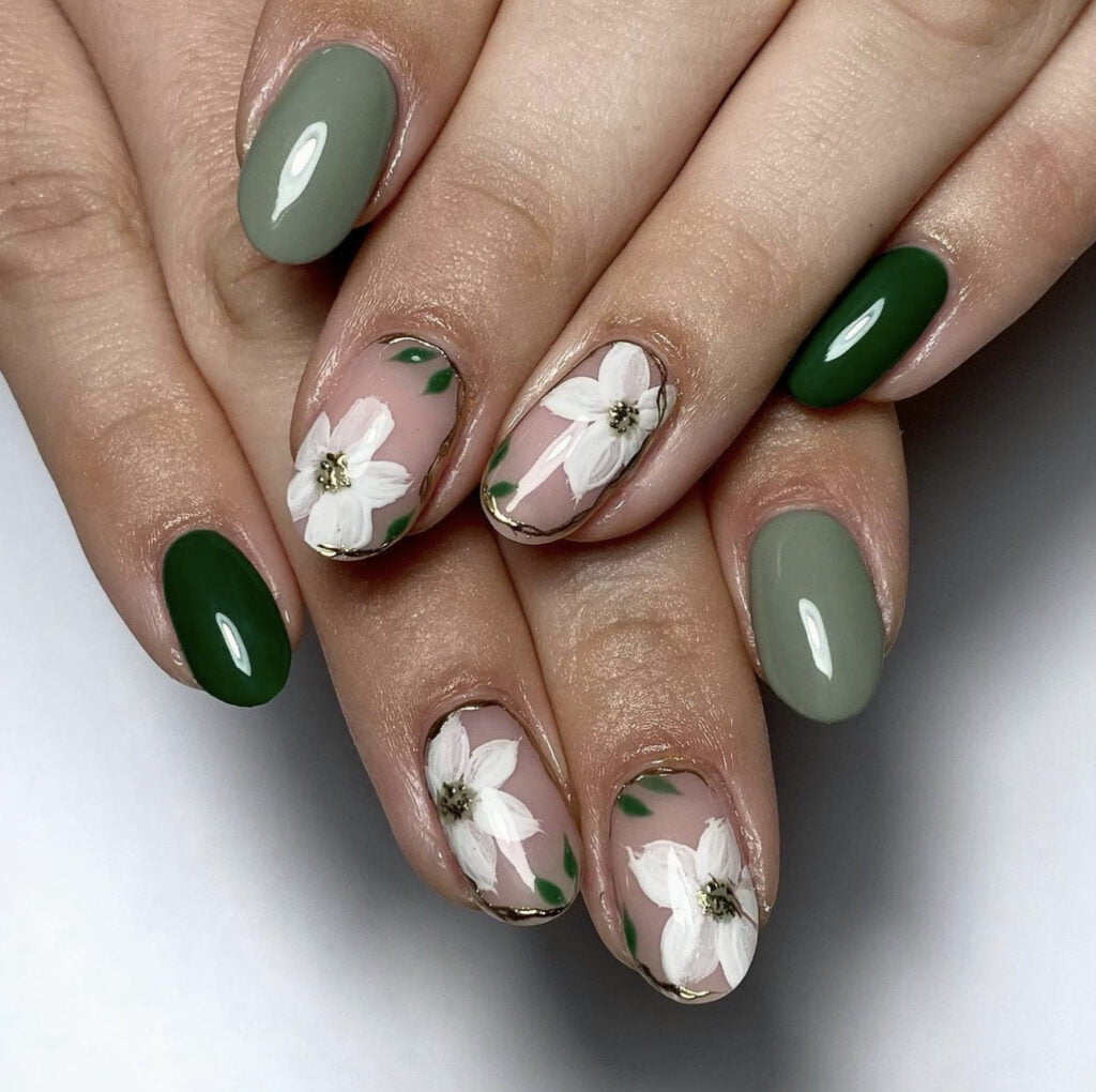 Shades of Green for Thanksgiving and Christmas manicure idea