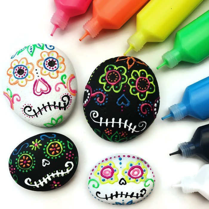 Sugar Skull Rocks Using Puffy Paint