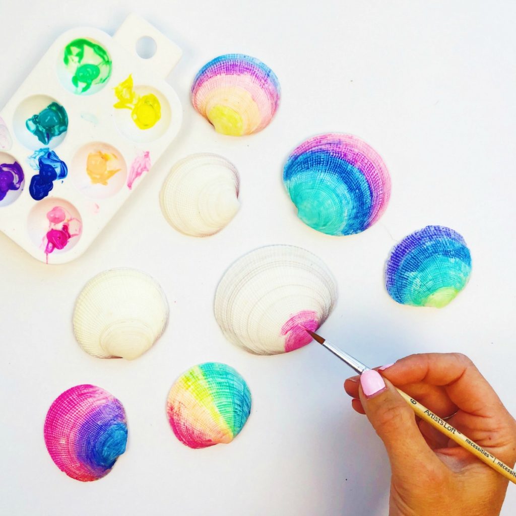 Painted Sea Shells with Puffy Paint