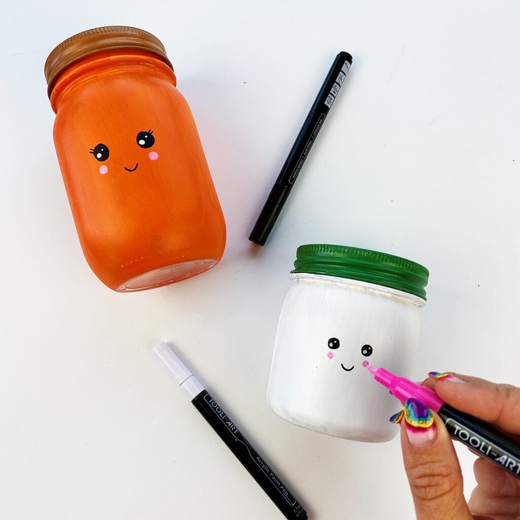 Adding a kawaii face to the pumpkin mason jars