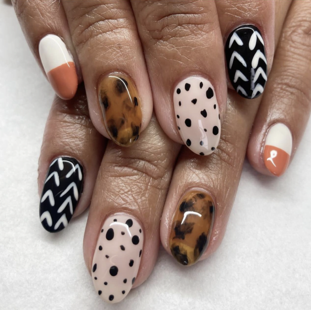 Fall Pattern nail polish idea