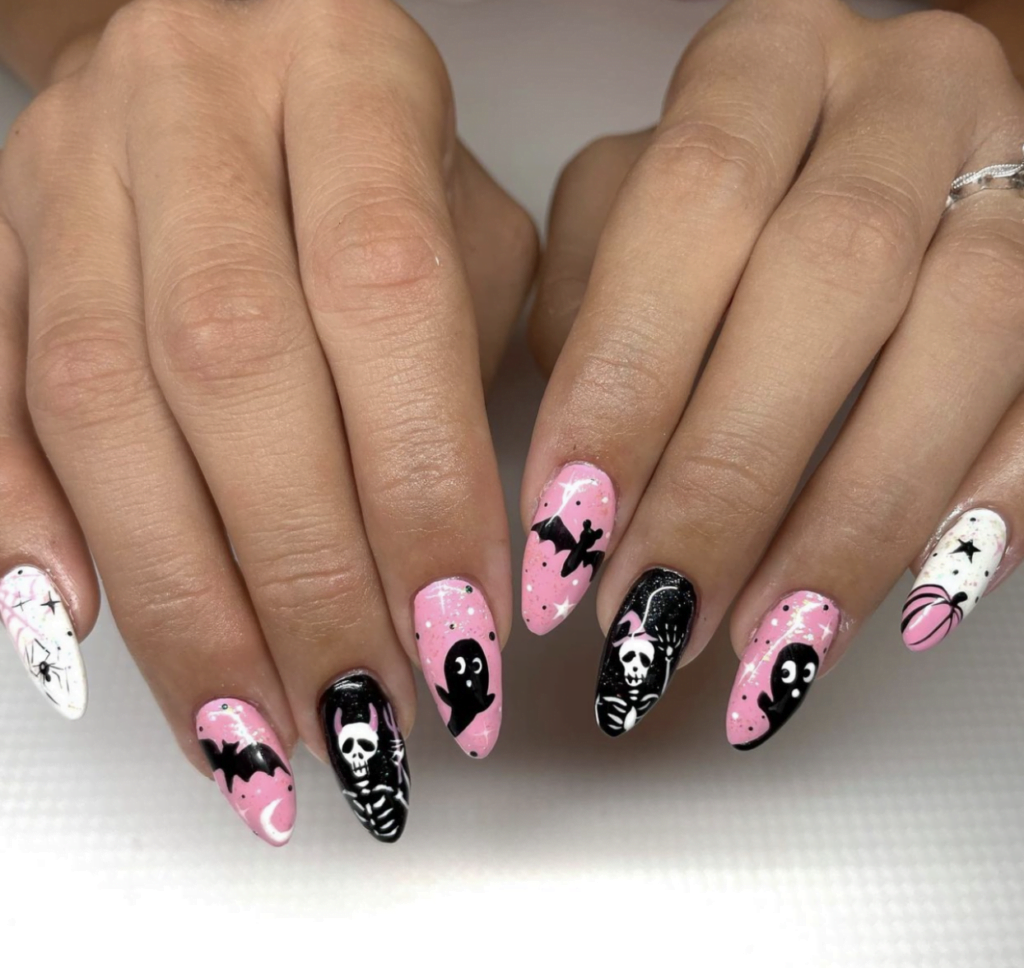 Spooky Skeletons manicure